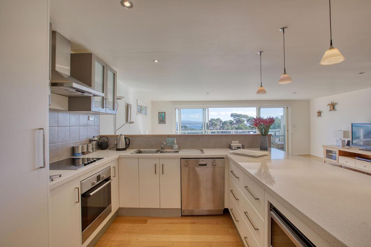 Quarterdeck Apartment Binalong Bay Ngoại thất bức ảnh